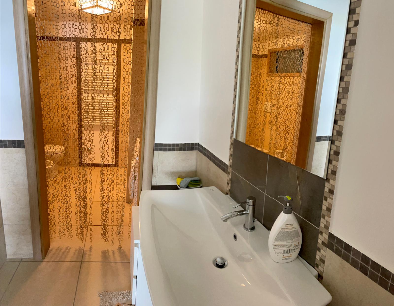 VILLA CON PISCINA  - rif 99
