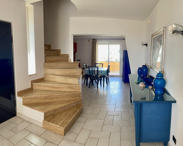 DUPLEX FRONTE MARE - rif 8