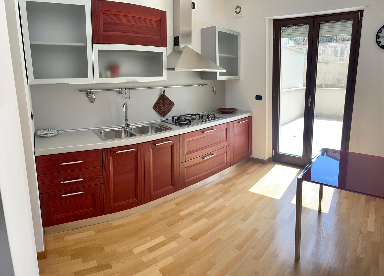VILLA CON PISCINA  - rif 99