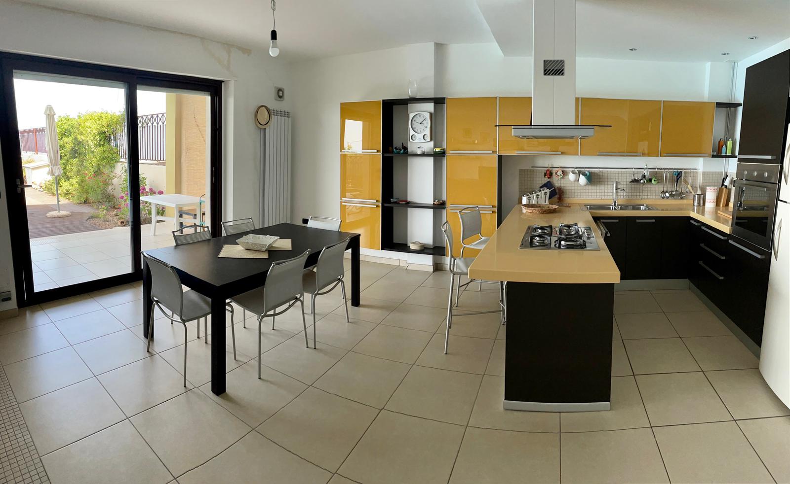 VILLA CON PISCINA  - rif 99